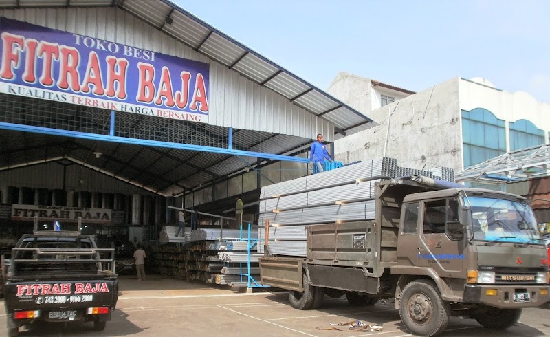 Mall Baru vs Tradisi Parcel Lebaran: Siapa yang Akan Menang di Cilacap?